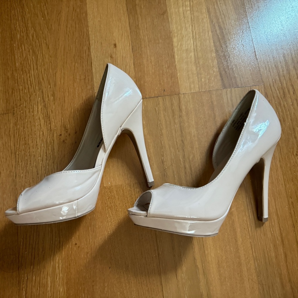 XOXO Nude Heels, 7.5M